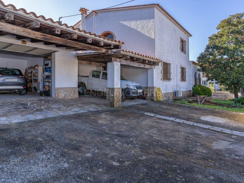 5 soverom Villa til salgs i Santa Cristina d'Aro med svømmebasseng garasje - € 1 290 000 (Ref: 8875724)