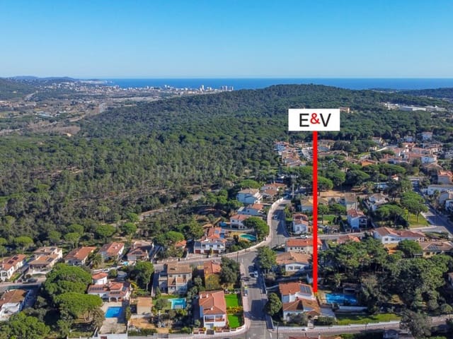 5 chambre Villa/Maison à vendre à Santa Cristina d'Aro avec piscine garage - 1 290 000 € (Ref: 8875724)