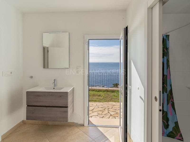 5 soveværelse Villa til salg i Lloret de Mar med swimmingpool garage - € 1.847.000 (Ref: 8893706)
