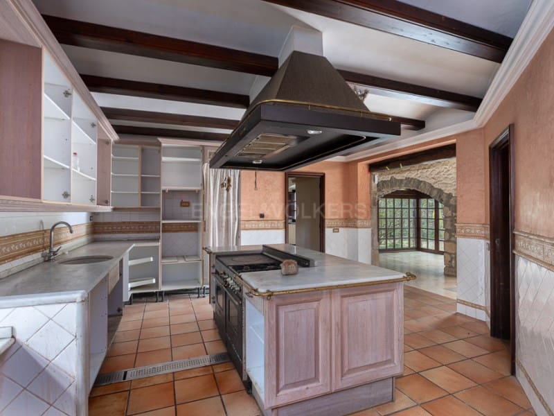 4 soveværelse Finca/Landehus til salg i La Pera med swimmingpool - € 990.000 (Ref: 8894972)