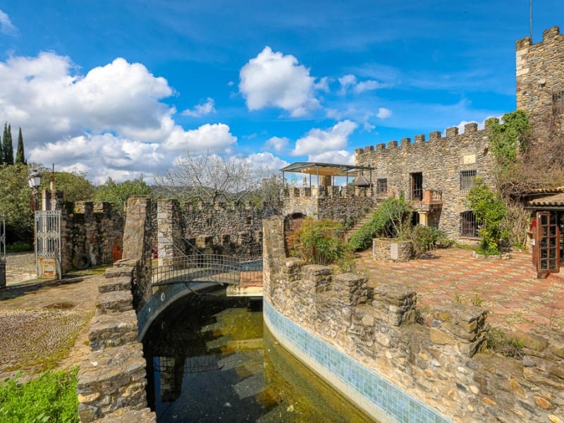 4 soveværelse Finca/Landehus til salg i La Pera med swimmingpool - € 990.000 (Ref: 8894972)