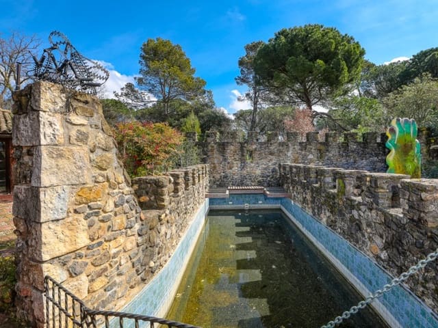 4 Zimmer Finca/Landgut zu verkaufen in La Pera mit Pool - 990.000 € (Ref: 8894972)