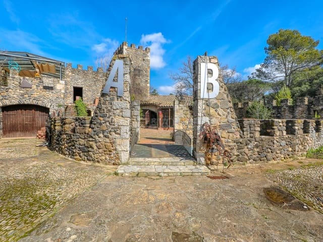 4 Zimmer Finca/Landgut zu verkaufen in La Pera mit Pool - 990.000 € (Ref: 8894972)