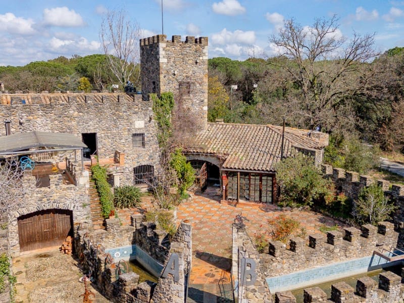 4 soveværelse Finca/Landehus til salg i La Pera med swimmingpool - € 990.000 (Ref: 8894972)