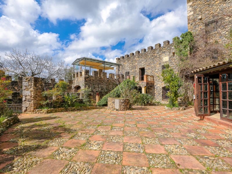 4 soveværelse Finca/Landehus til salg i La Pera med swimmingpool - € 990.000 (Ref: 8894972)