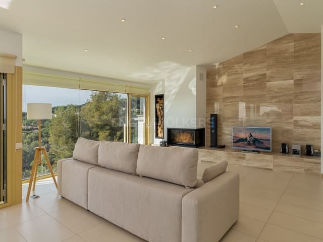 4 bedroom Villa for sale in Blanes - € 1,450,000 (Ref: 8903035)