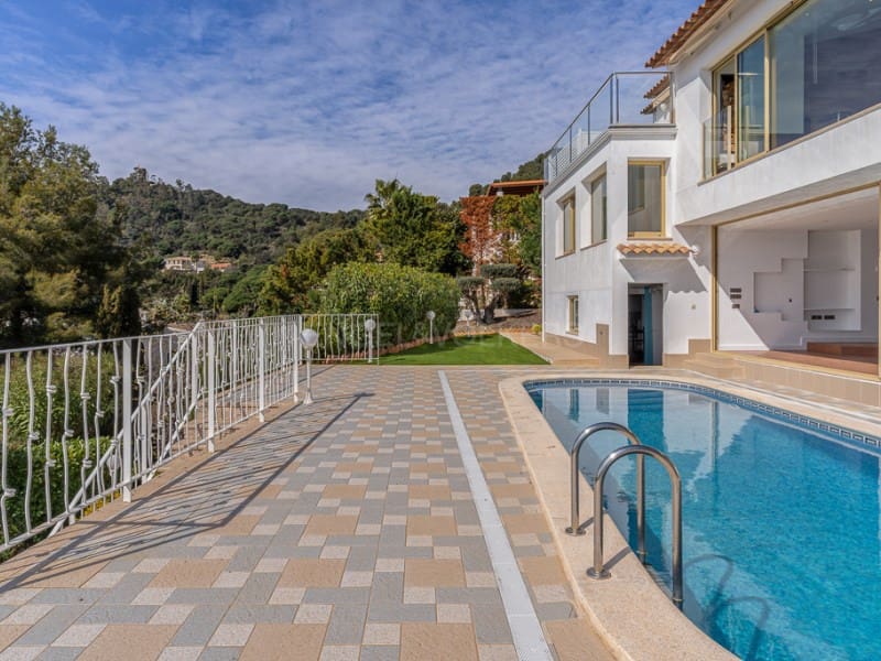 4 soverom Villa til salgs i Blanes - € 1 450 000 (Ref: 8903035)