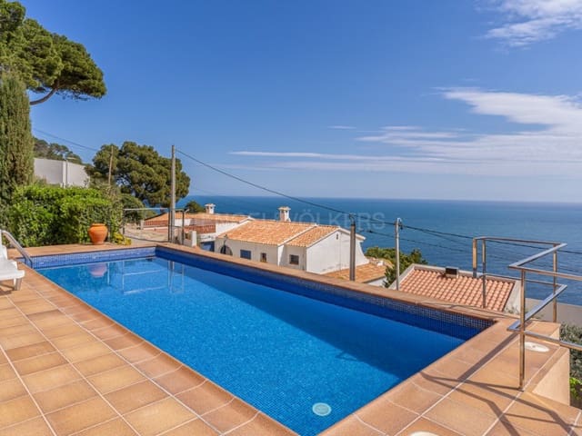5 bedroom Villa for sale in Begur with pool garage - € 950,000 (Ref: 8911977)