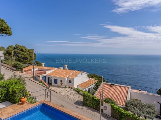 5 bedroom Villa for sale in Begur with pool garage - € 950,000 (Ref: 8911977)