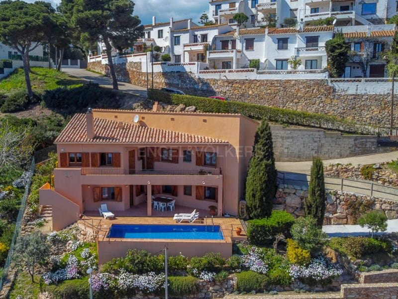 5 sypialnia Willa na sprzedaż w Begur z basenem garażem - 950 000 € (Ref: 8911977)