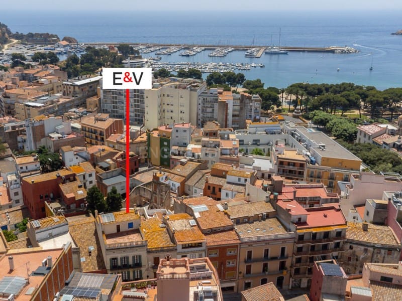9 soveværelse Byhus til salg i Sant Feliu de Guixols - € 1.800.000 (Ref: 8913491)