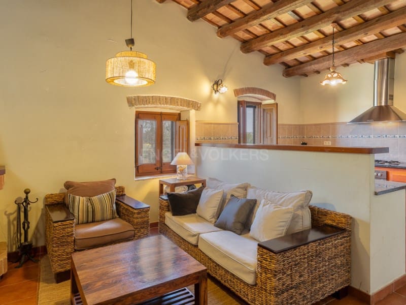 8 soveværelse Finca/Landehus til salg i Rupia med swimmingpool - € 1.275.000 (Ref: 8913492)