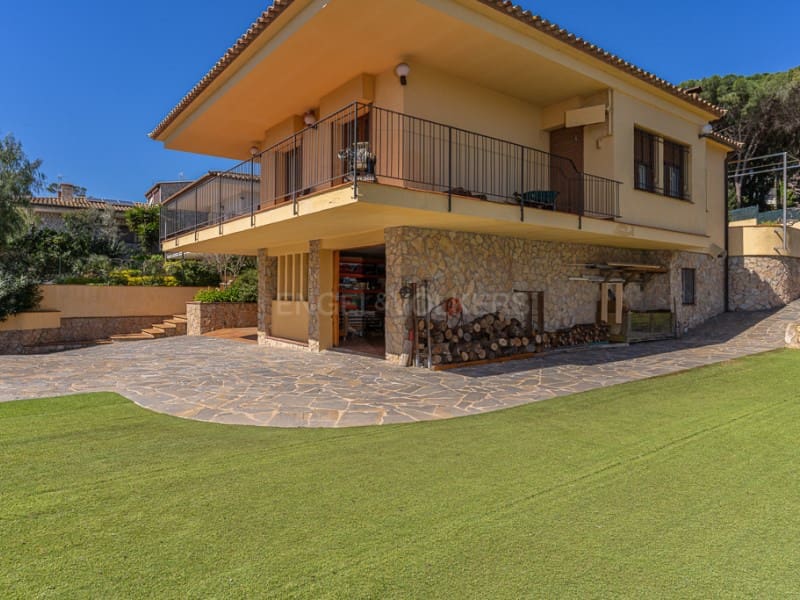 5 soveværelse Villa til salg i Platja d'Aro med swimmingpool garage - € 1.150.000 (Ref: 8915624)