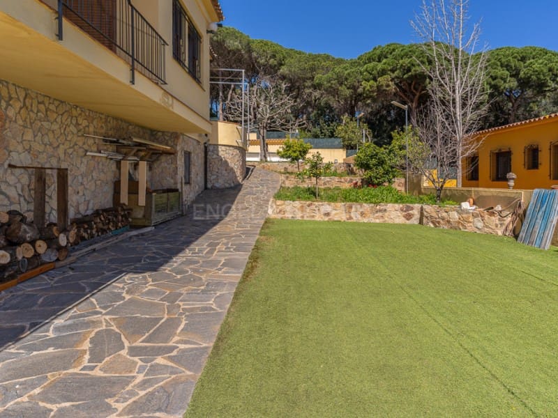 5 soveværelse Villa til salg i Platja d'Aro med swimmingpool garage - € 1.150.000 (Ref: 8915624)