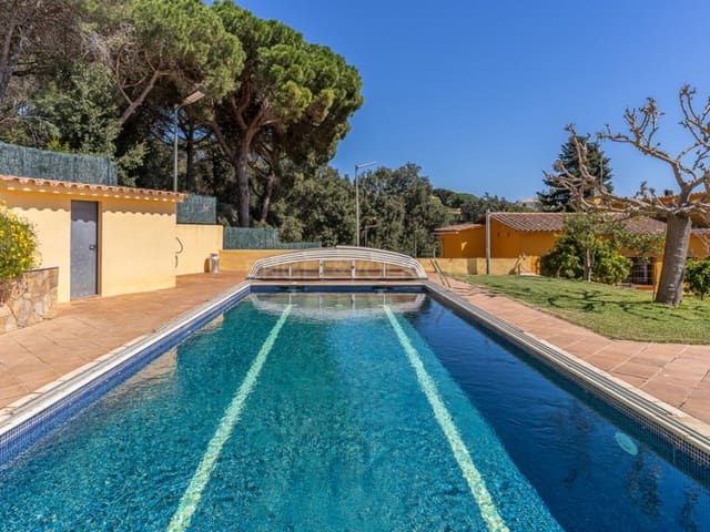 5 soveværelse Villa til salg i Platja d'Aro, Castell-Platja d'Aro med swimmingpool garage - € 1.150.000 (Ref: 8915624)
