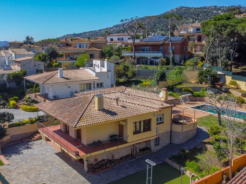 5 soveværelse Villa til salg i Platja d'Aro med swimmingpool garage - € 1.150.000 (Ref: 8915624)