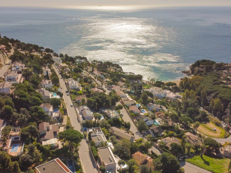 4 soveværelse Villa til salg i Blanes med swimmingpool garage - € 790.000 (Ref: 8916183)