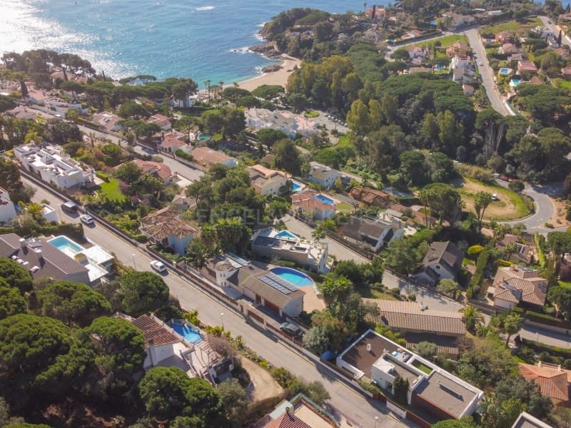 4 soveværelse Villa til salg i Blanes med swimmingpool garage - € 790.000 (Ref: 8916183)
