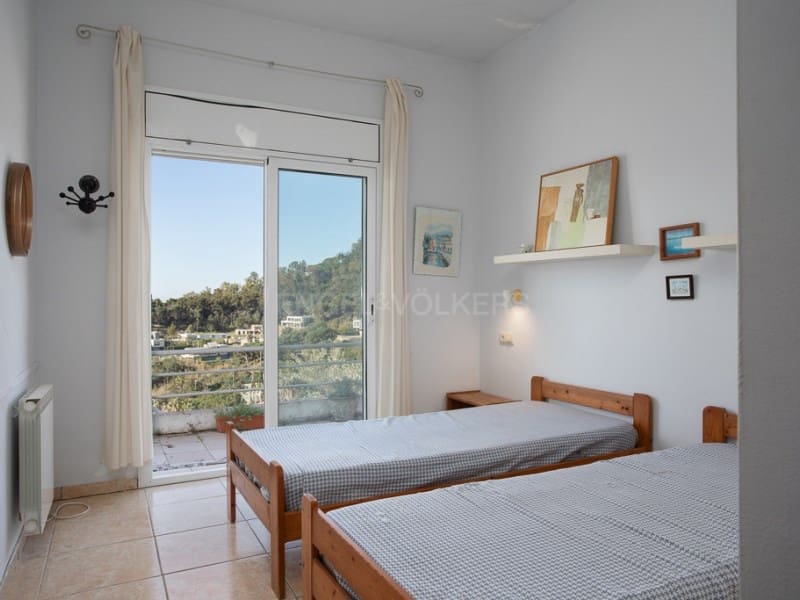 4 soveværelse Villa til salg i Blanes med swimmingpool garage - € 790.000 (Ref: 8916183)