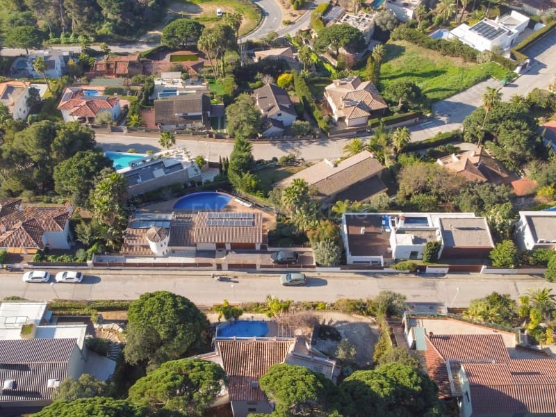 4 soveværelse Villa til salg i Blanes med swimmingpool garage - € 790.000 (Ref: 8916183)