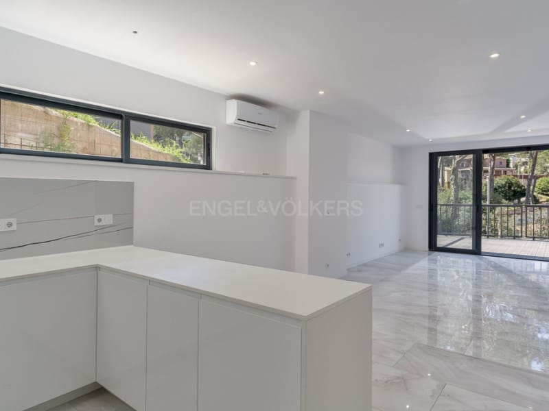 4 bedroom Villa for sale in Begur with garage - € 620,000 (Ref: 8929101)