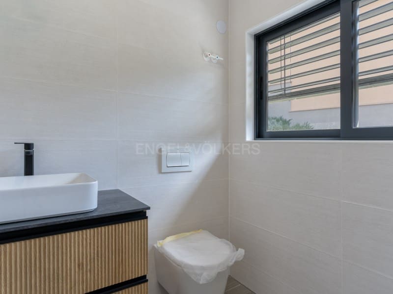 4 bedroom Villa for sale in Begur with garage - € 620,000 (Ref: 8929101)