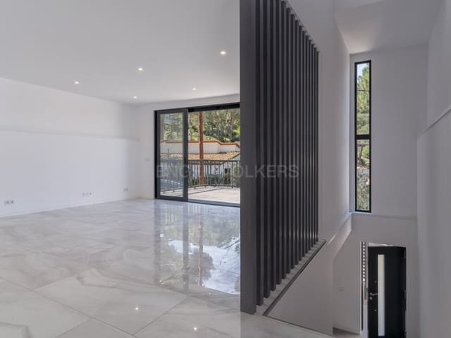 4 bedroom Villa for sale in Begur with garage - € 620,000 (Ref: 8929101)