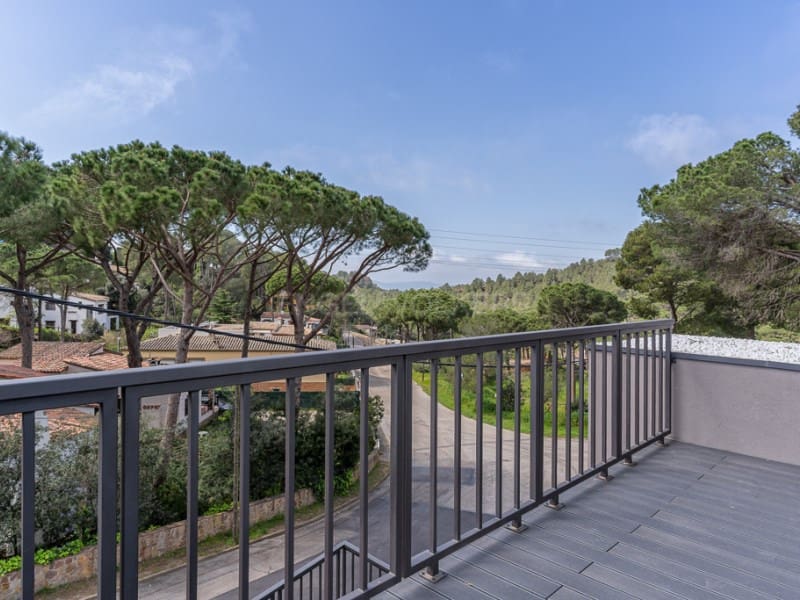 4 bedroom Villa for sale in Begur with garage - € 620,000 (Ref: 8929101)