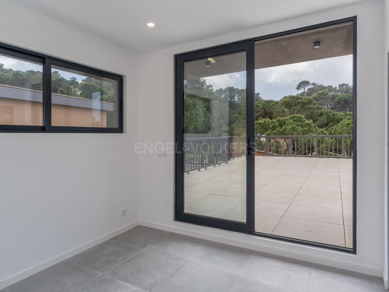 4 bedroom Villa for sale in Begur with garage - € 620,000 (Ref: 8929101)