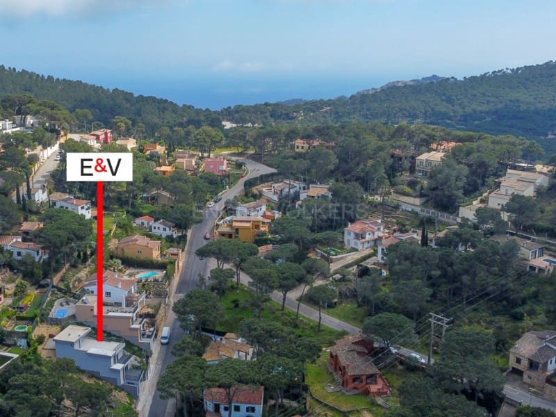 4 bedroom Villa for sale in Begur with garage - € 620,000 (Ref: 8929101)