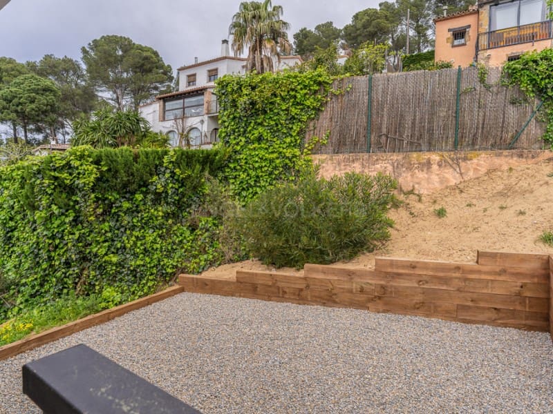 4 bedroom Villa for sale in Begur with garage - € 620,000 (Ref: 8929101)