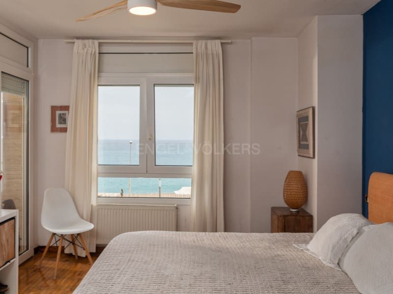 4 soveværelse Lejlighed til salg i Blanes med garage - € 650.000 (Ref: 8935469)