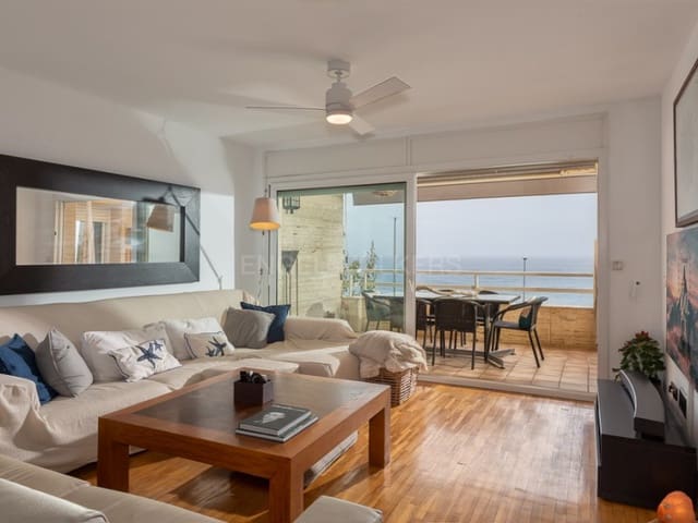 4 bedroom Flat for sale in Blanes with garage - € 650,000 (Ref: 8935469)