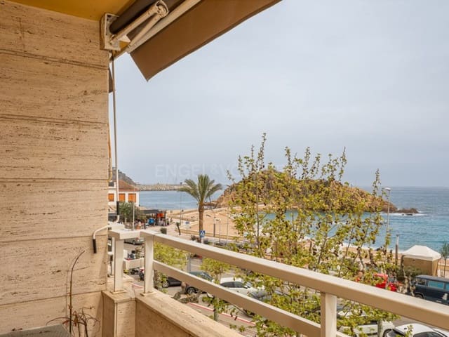 4 bedroom Flat for sale in Blanes with garage - € 650,000 (Ref: 8935469)