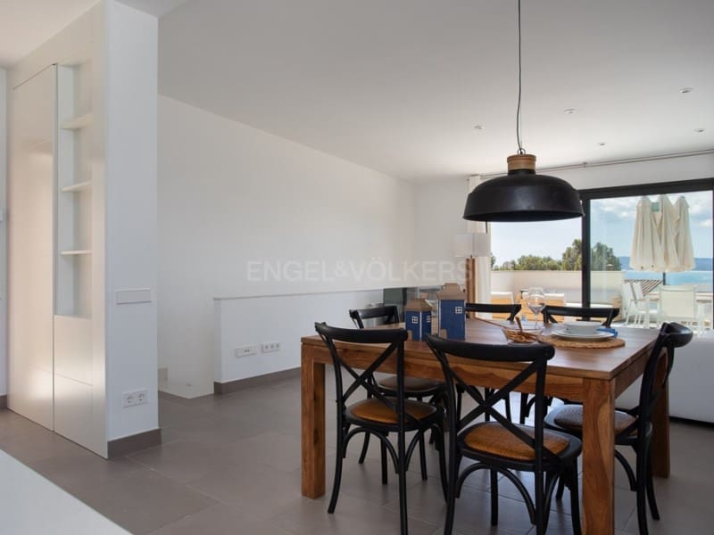 3 bedroom Villa for sale in L'Estartit with pool garage - € 740,000 (Ref: 8950886)
