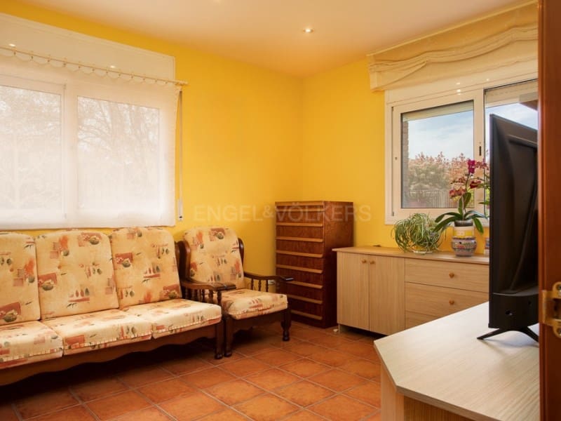 6 soveværelse Villa til salg i Vidreres - € 500.000 (Ref: 8957913)