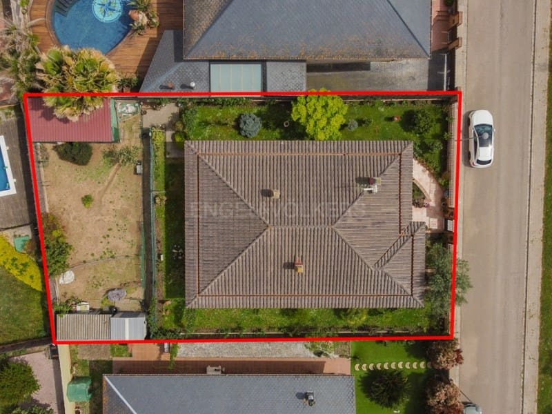 6 soveværelse Villa til salg i Vidreres - € 500.000 (Ref: 8957913)