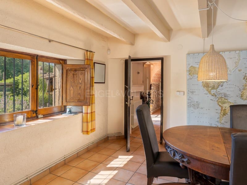 5 soveværelse Finca/Landehus til salg i Vall-llobrega med swimmingpool garage - € 1.585.000 (Ref: 8971374)