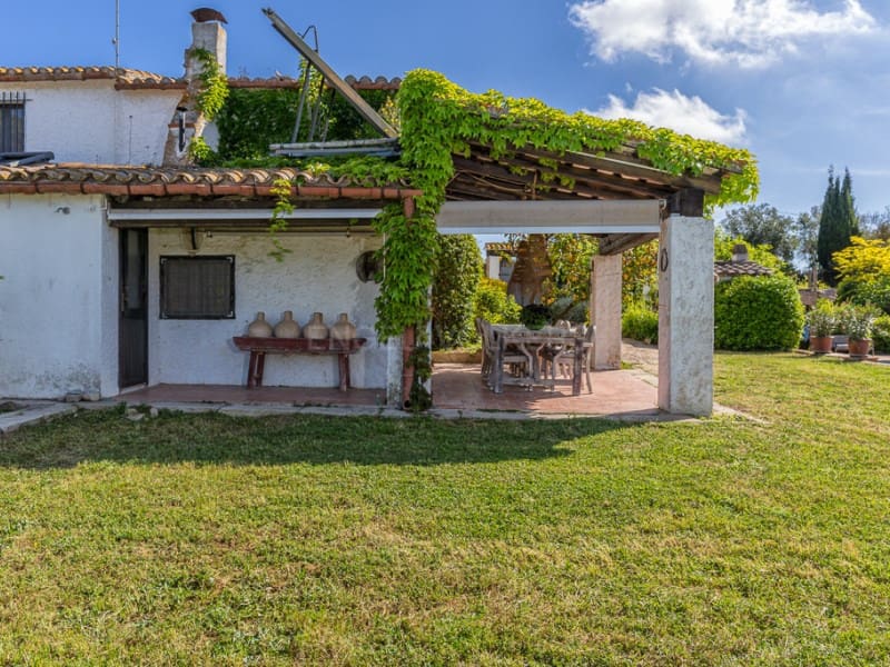 5 soveværelse Finca/Landehus til salg i Vall-llobrega med swimmingpool garage - € 1.585.000 (Ref: 8971374)