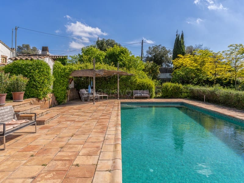 5 soveværelse Finca/Landehus til salg i Vall-llobrega med swimmingpool garage - € 1.585.000 (Ref: 8971374)