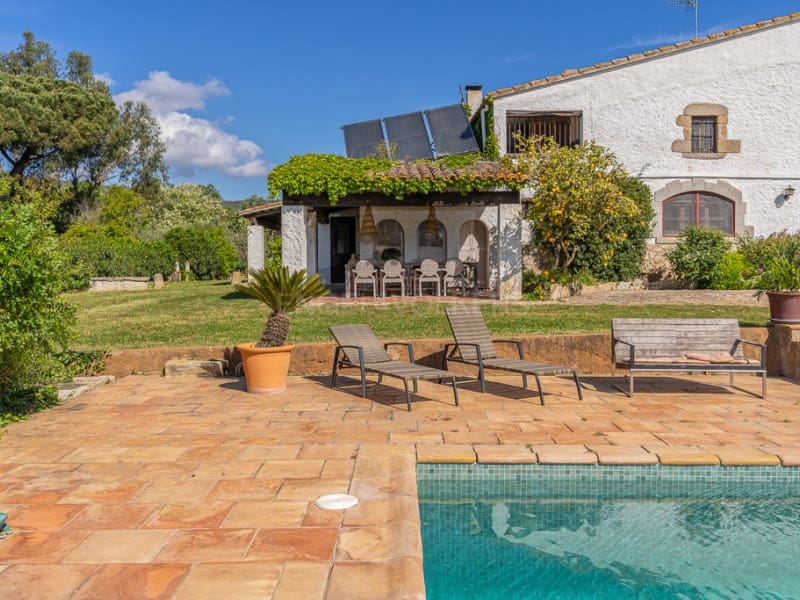 5 soveværelse Finca/Landehus til salg i Vall-llobrega med swimmingpool garage - € 1.585.000 (Ref: 8971374)