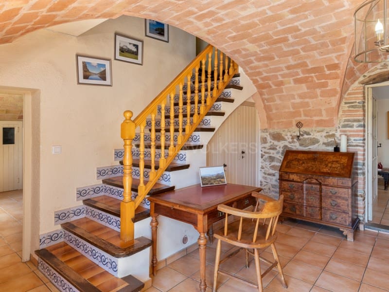 5 soveværelse Finca/Landehus til salg i Vall-llobrega med swimmingpool garage - € 1.585.000 (Ref: 8971374)