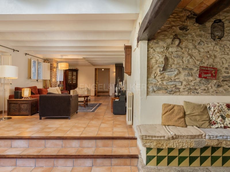 5 soveværelse Finca/Landehus til salg i Vall-llobrega med swimmingpool garage - € 1.585.000 (Ref: 8971374)