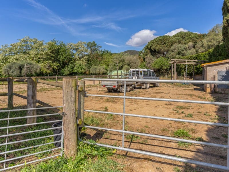 5 soveværelse Finca/Landehus til salg i Vall-llobrega med swimmingpool garage - € 1.585.000 (Ref: 8971374)