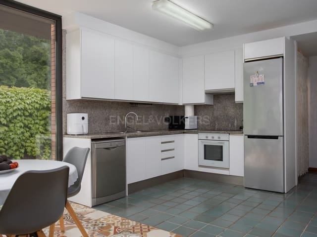 4 camera da letto Villa in vendita in Santa Coloma de Farners con garage - 430.000 € (Rif: 8982680)