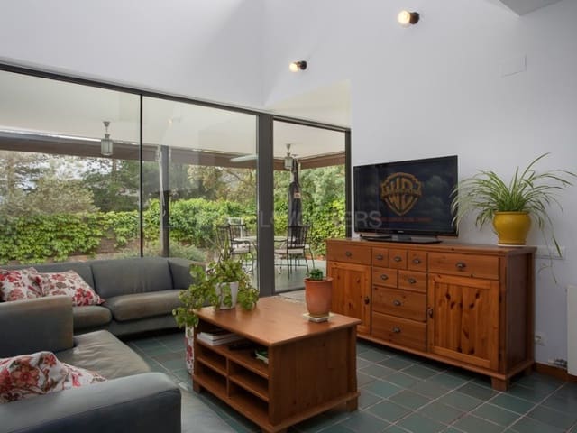 4 camera da letto Villa in vendita in Santa Coloma de Farners con garage - 430.000 € (Rif: 8982680)