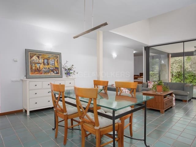 4 camera da letto Villa in vendita in Santa Coloma de Farners con garage - 430.000 € (Rif: 8982680)