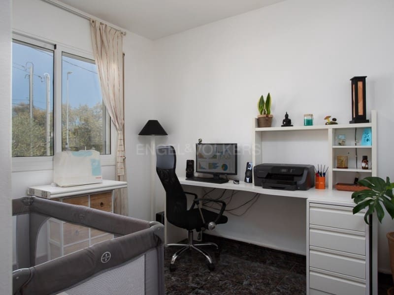 5 soverom Villa til salgs i Santa Coloma de Farners med svømmebasseng garasje - € 395 000 (Ref: 8982681)