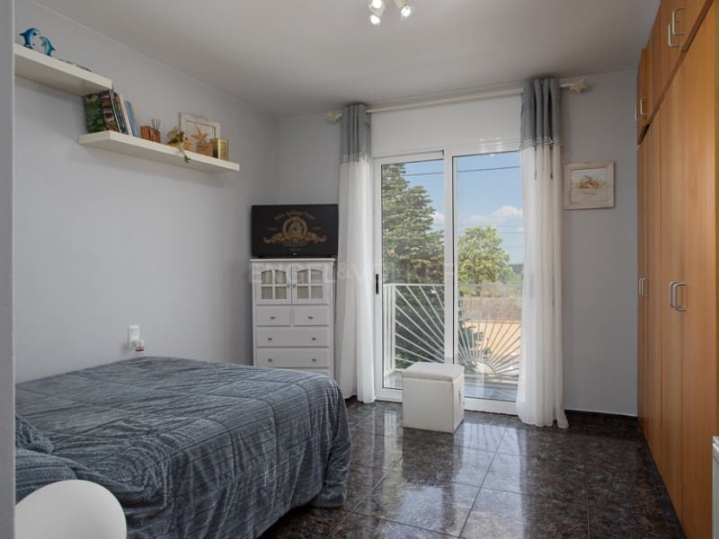 5 soverom Villa til salgs i Santa Coloma de Farners med svømmebasseng garasje - € 395 000 (Ref: 8982681)