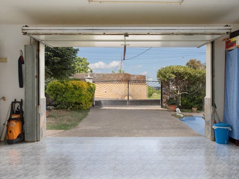 5 soverom Villa til salgs i Santa Coloma de Farners med svømmebasseng garasje - € 395 000 (Ref: 8982681)